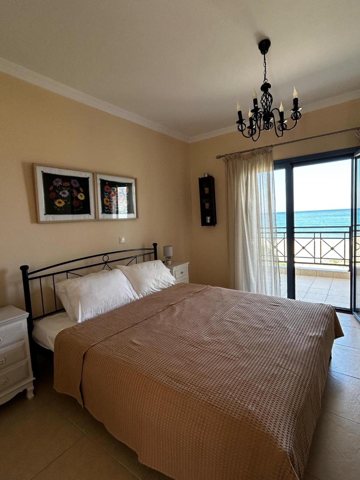 קרפאטוס Beachfront Apartments מראה חיצוני תמונה